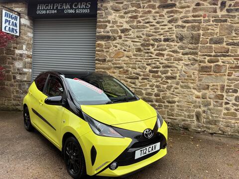 Toyota AYGO Hatchback 1.0 VVT-i x-cite 3 Yellow Bi-Tone x-shift Euro 6 5dr (Safety Sense)