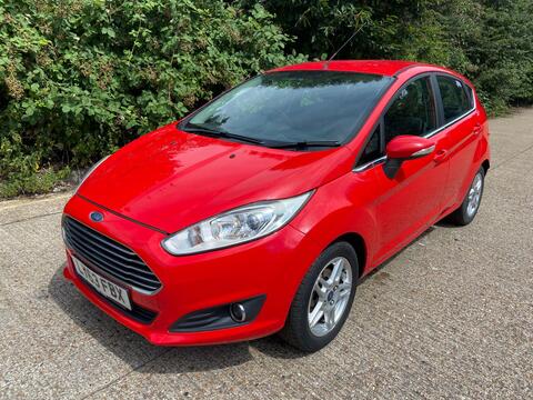 Ford Fiesta Hatchback 1.25 Zetec Euro 5 5dr