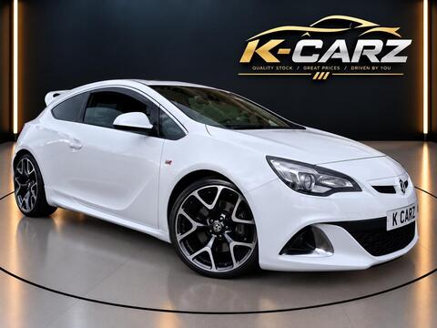 Vauxhall Astra GTC Coupe 2.0T VXR Euro 5 (s/s) 3dr
