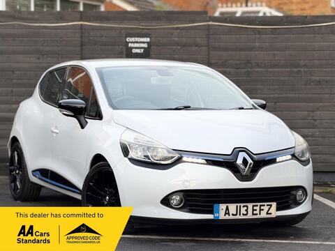 Renault Clio Hatchback 1.5 dCi Dynamique S MediaNav Euro 5 (s/s) 5dr
