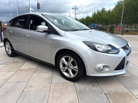Ford Focus Hatchback 1.6 TDCi Zetec Euro 5 (s/s) 5dr