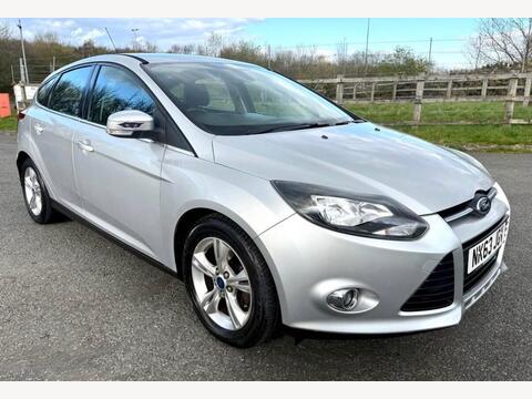 Ford Focus Hatchback 1.6 TDCi Zetec Euro 5 (s/s) 5dr