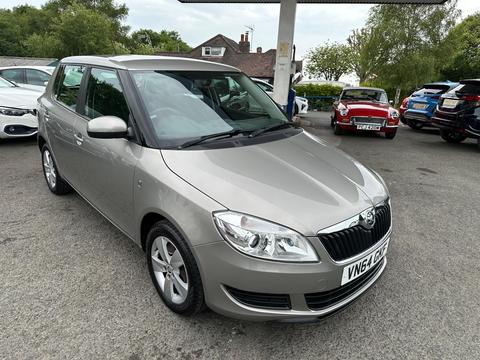 Skoda Fabia Hatchback 1.2 TSI SE DSG Euro 5 5dr