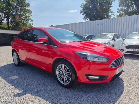Ford Focus Hatchback 1.0T EcoBoost Zetec Edition Euro 6 (s/s) 5dr