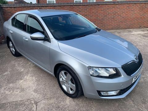 Skoda Octavia Hatchback 1.4 TSI SE Euro 5 (s/s) 5dr