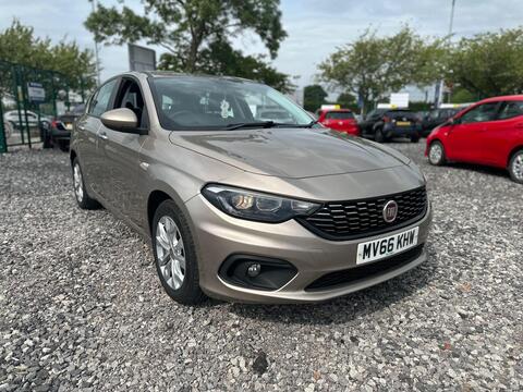Fiat Tipo Hatchback 1.4 MPI Easy Plus Euro 6 5dr