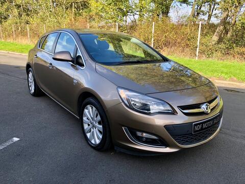 Vauxhall Astra Hatchback 2.0 CDTi SE Auto Euro 5 5dr