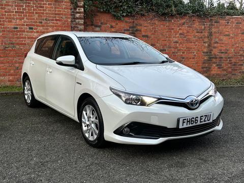 Toyota Auris Hatchback 1.8 VVT-h Business Edition CVT Euro 6 (s/s) 5dr (Safety Sense)