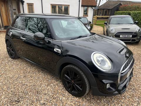 MINI Hatch Hatchback 2.0 Cooper S Auto Euro 6 (s/s) 3dr