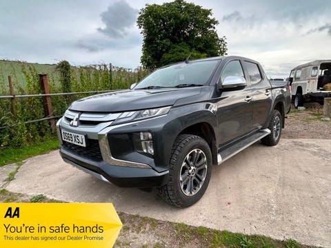 Mitsubishi L200 Pickup 2.2 DI-D DC Warrior 4WD Euro 6 (s/s) 4dr