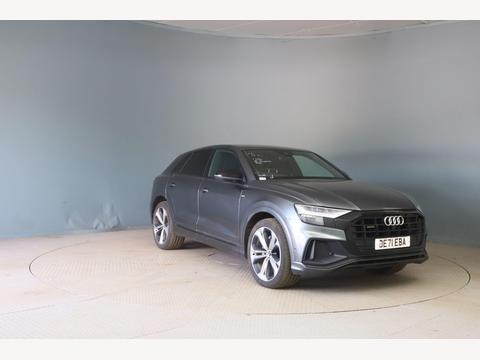 AudiQ8