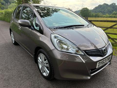 Honda Jazz Hatchback 1.4 i-VTEC ES Plus Euro 5 5dr