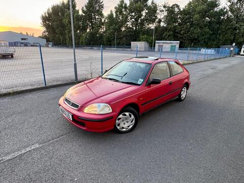 Honda Civic Hatchback 1.5i LS 3dr (Sun Roof)