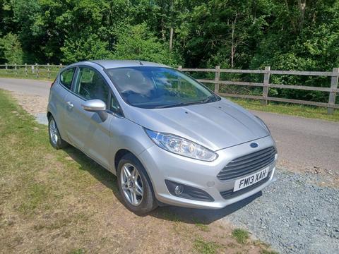 Ford Fiesta Hatchback 1.0T EcoBoost Zetec Euro 5 (s/s) 3dr