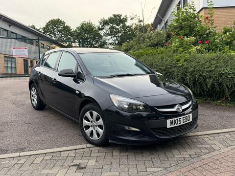Vauxhall Astra Hatchback 1.4i Design Euro 6 5dr
