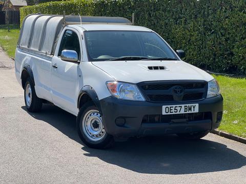 Toyota Hilux Pickup 2.5 D-4D 2 DOOR 4x2 SINGLE CAB