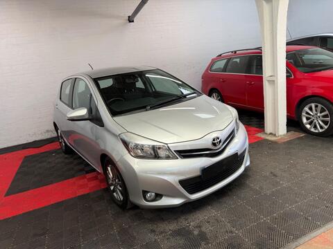 Toyota Yaris Hatchback 1.4 D-4D Icon Plus Euro 5 5dr