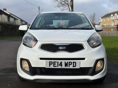 2014 Kia Picanto, photograph 2