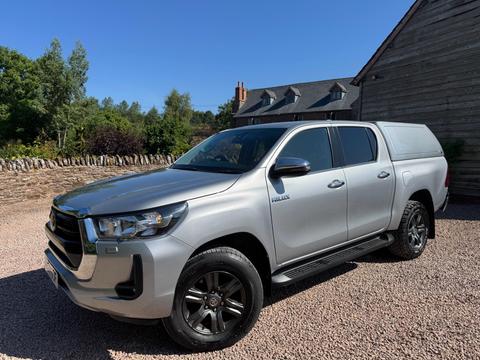 Toyota Hilux Pickup 2.4 D-4D Icon 4WD Euro 6 (s/s) 4dr