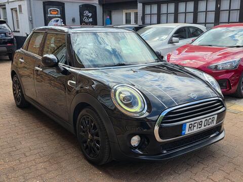MINI Hatch Hatchback 1.5 Cooper Classic Euro 6 (s/s) 5dr