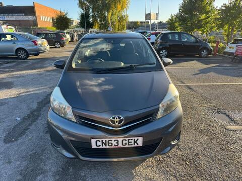 Toyota Yaris Hatchback 1.33 Dual VVT-i TR Euro 5 5dr