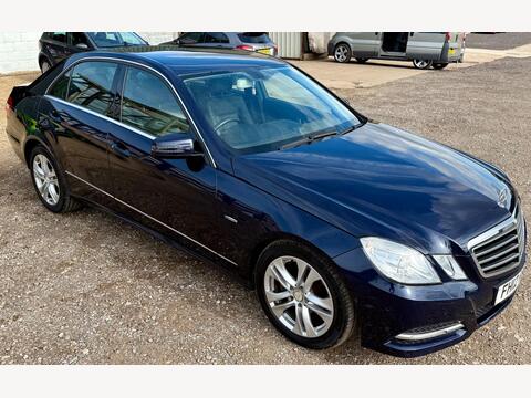 Mercedes-Benz E Class Saloon 2.1 E220 CDI BlueEfficiency Executive SE G-Tronic+ Euro 5 (s/s) 4dr