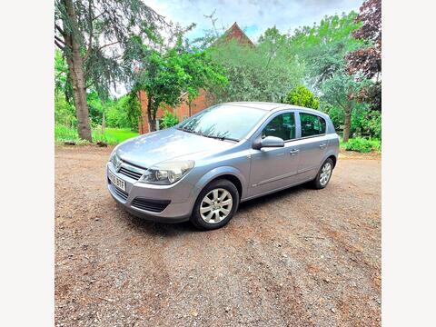 Vauxhall Astra Hatchback 1.4i 16v Club 5dr