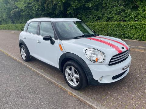 MINI Countryman SUV 1.6 Cooper Euro 5 (s/s) 5dr