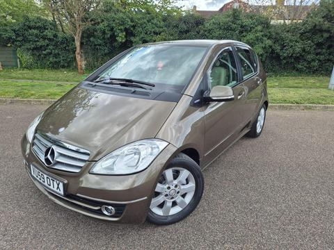 Mercedes-Benz A Class Hatchback 2.0 A160 CDI BlueEfficiency Elegance SE 5dr