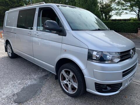 Volkswagen Transporter Sportline Combi Van 2.0 BiTDI Sportline T32 Kombi L3 H1 4dr