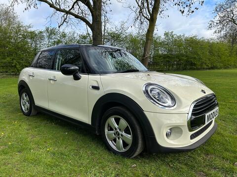 MINI Hatch Hatchback 1.5 Cooper Classic Euro 6 (s/s) 5dr