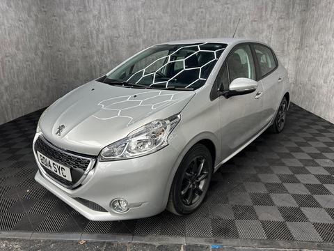 Peugeot 208 Hatchback 1.2 VTi Active Euro 5 5dr