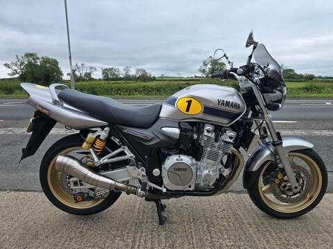 Yamaha XJR1300 Sports Tourer 1250cc
