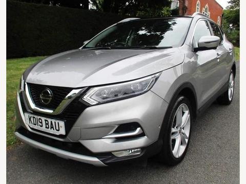 Nissan Qashqai SUV 1.3 DIG-T N-Motion Euro 6 (s/s) 5dr