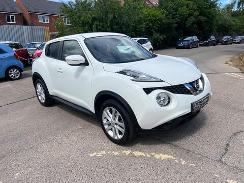 Nissan Juke SUV 1.2 DIG-T N-Connecta Euro 6 (s/s) 5dr