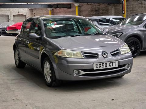 Renault Megane Hatchback 1.5 dCi Dynamique S 5dr