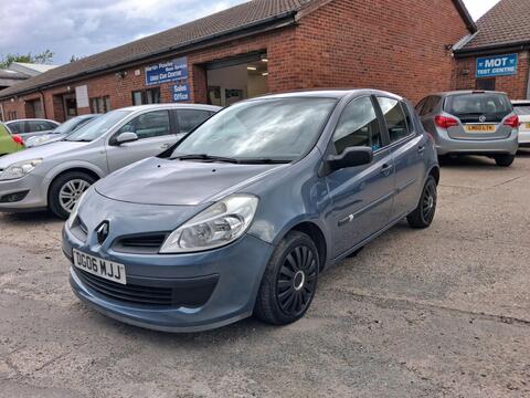Renault Clio Hatchback 1.2 16v Expression 5dr
