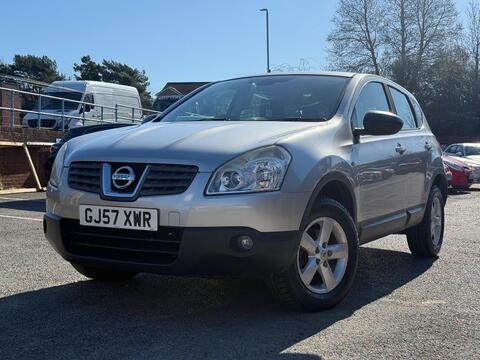 Nissan Qashqai Hatchback 1.6 Acenta 2WD 5dr
