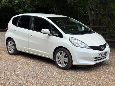 Honda Jazz Hatchback 1.4 i-VTEC ES Plus CVT Euro 5 5dr