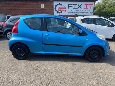 Peugeot 107 Hatchback 1.0 12V Urban Move Euro 4 3dr