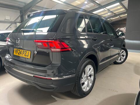Volkswagen Tiguan SUV 1.5 TSI Life Euro 6 (s/s) 5dr