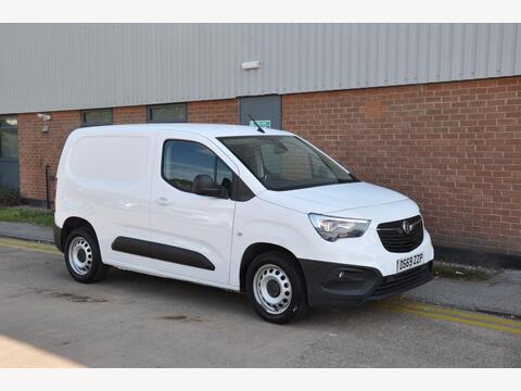 Vauxhall Combo Panel Van 1.5 Turbo D 2000 Edition Auto L1 H1 Euro 6 (s/s) 4dr