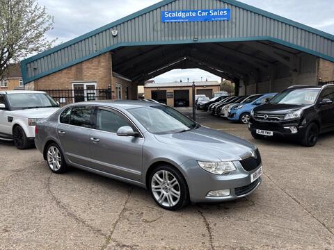 Skoda Superb Hatchback 2.0 TDI Elegance DSG Euro 5 5dr