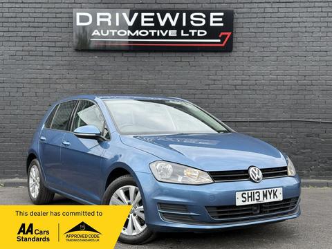 Volkswagen Golf Hatchback 1.6 TDI BlueMotion Tech SE Euro 5 (s/s) 5dr