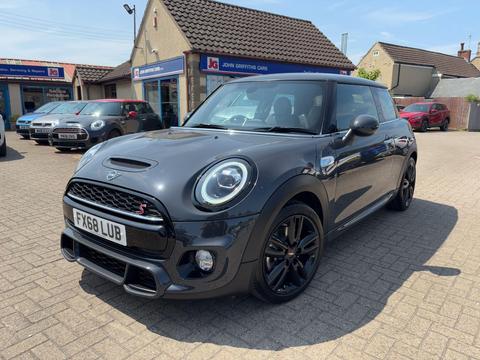 MINI Hatch Hatchback 2.0 Cooper S Sport Euro 6 (s/s) 3dr