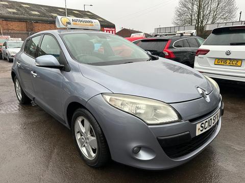 Renault Megane Hatchback 1.5 dCi Dynamique TomTom Euro 4 5dr