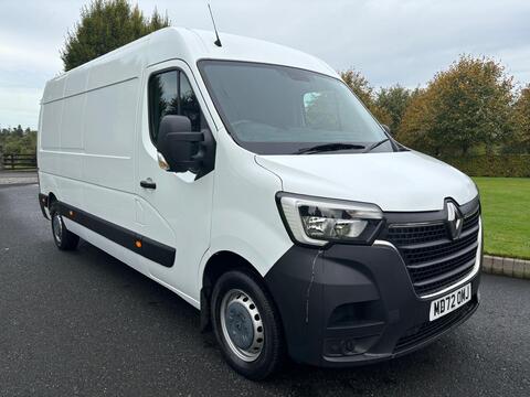 Renault Master Panel Van 2.3 dCi 35 Business FWD LWB Medium Roof Euro 6 4dr