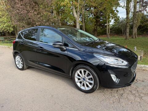 Ford Fiesta Hatchback 1.0T EcoBoost Titanium Euro 6 (s/s) 5dr