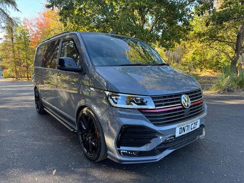 Volkswagen Transporter Combi Van 2.0 BiTDI T32 Sportline Black Edition Kombi DSG FWD SWB Euro 6 (s/s) 5dr