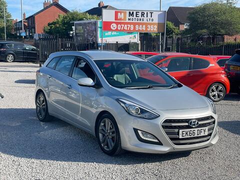 Hyundai i30 Estate 1.6 CRDi Blue Drive Premium Tourer Euro 6 (s/s) 5dr